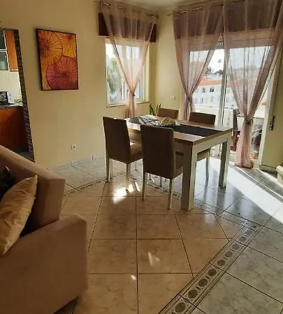 I Wish Were Here Appartement